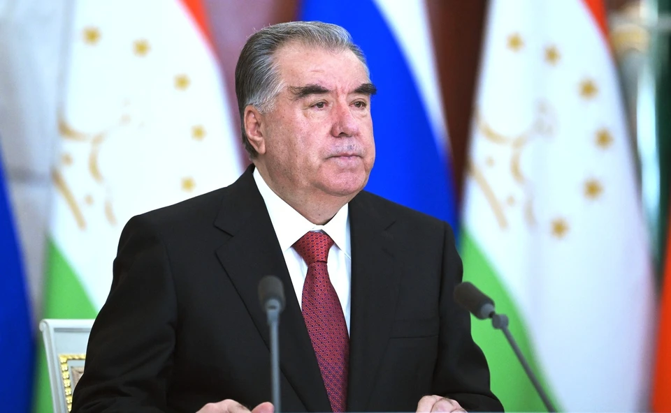 Рахмон: столкновение интересов сверхдержав происходит ради передела мира