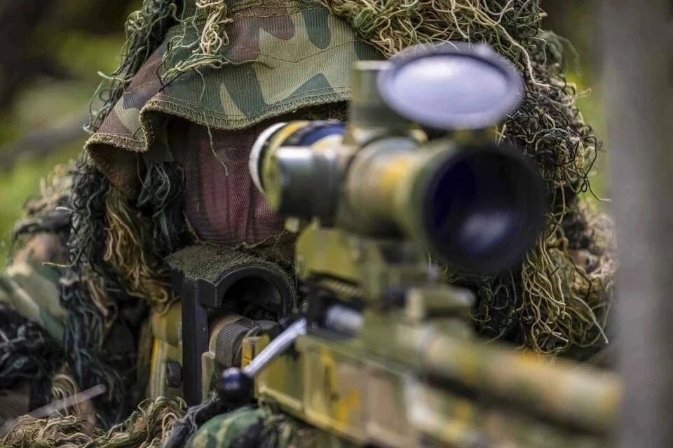 Боец ВС РФ Йети провел месяц без еды под обстрелами в поле под Клещеевкой
