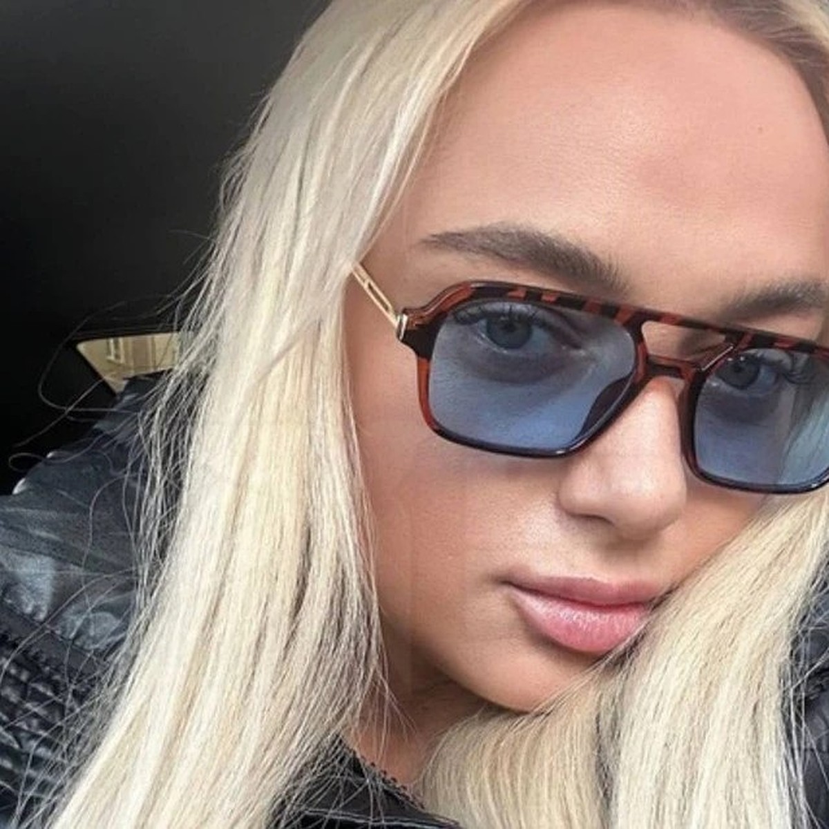 x art-тен әдемі секс көріңіз