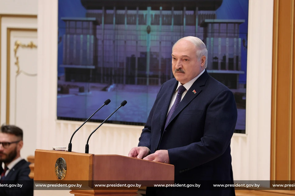 Телеканал «Беларусь 1» сообщил про подарки для президента Беларуси в день его 70-летия. Снимок носит иллюстративный характер. Фото: president.gov.by