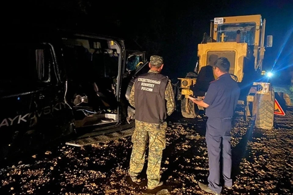 Школьный автобус врезался в грейдер в Пермском крае, пострадали 8 человек Фото: СУ СКР по Пермскому краю