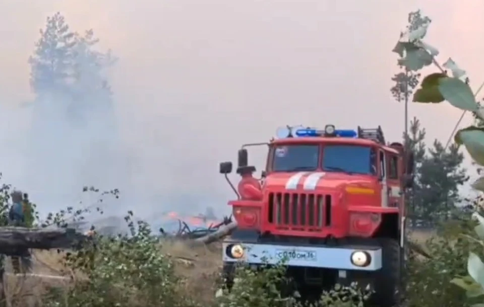 Пожарные тушили новое возгорание в Ямном около четырех часов.