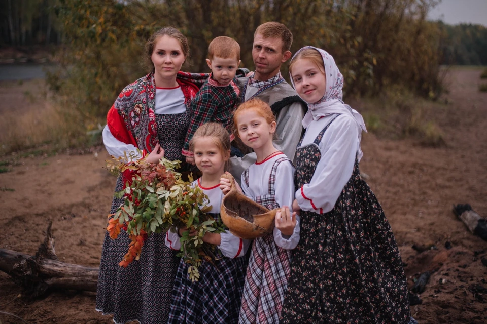 Гусихины из Лозыма очень любят проводить время всей семьёй. Фото: личный архив героев.