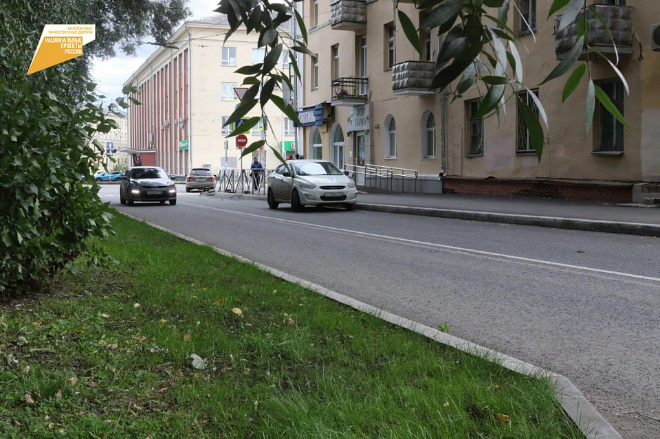 В Кемерове преобразили улицу Коммунистическую. Фото - пресс - служба администрации Кемерова.