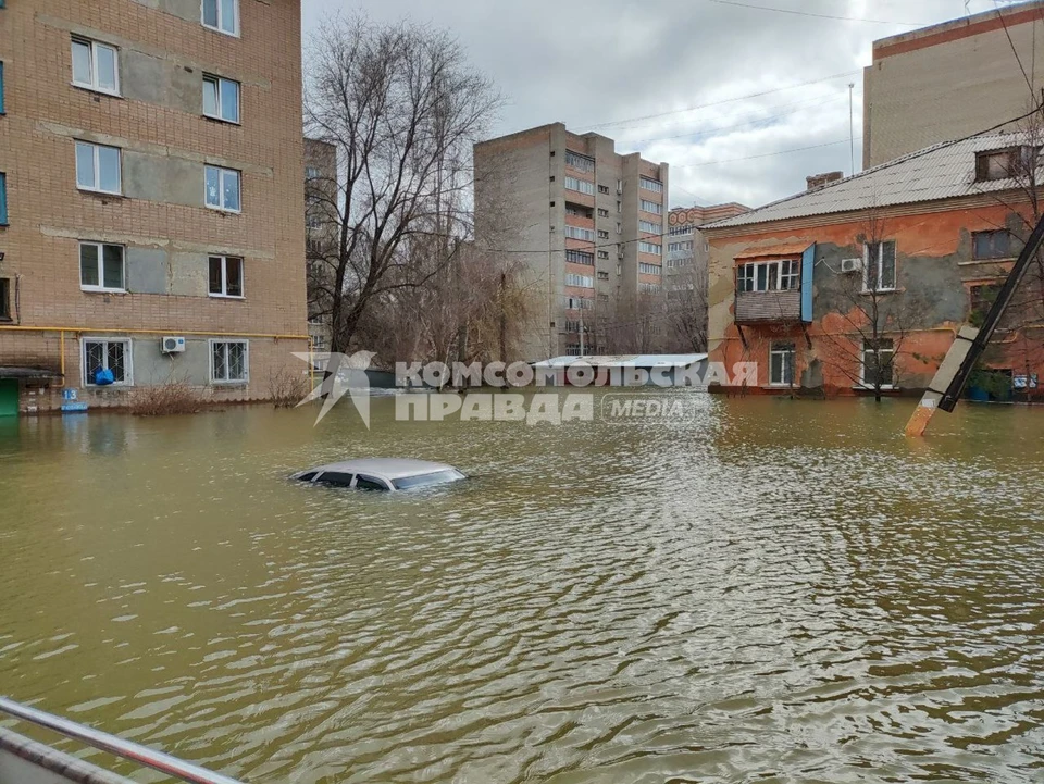 По постановлению правительства, для пострадавших от паводка расходы на аренду жилья компенсируют за счет денег резервного фонда по ЧС