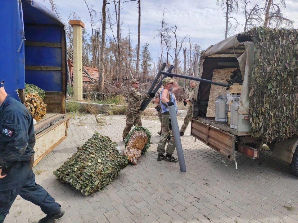 Новую партию гуманитарной помощи для бойцов отвезли волонтеры из Дзержинска.