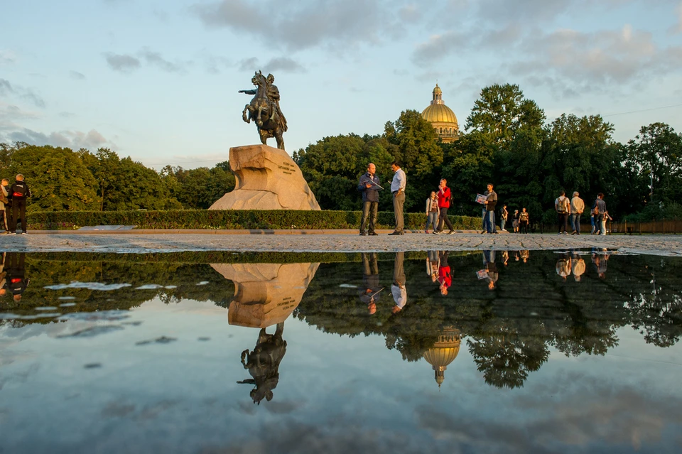 Риэлторы Петербурга и Ленобласти соревнуются за звание лучших.