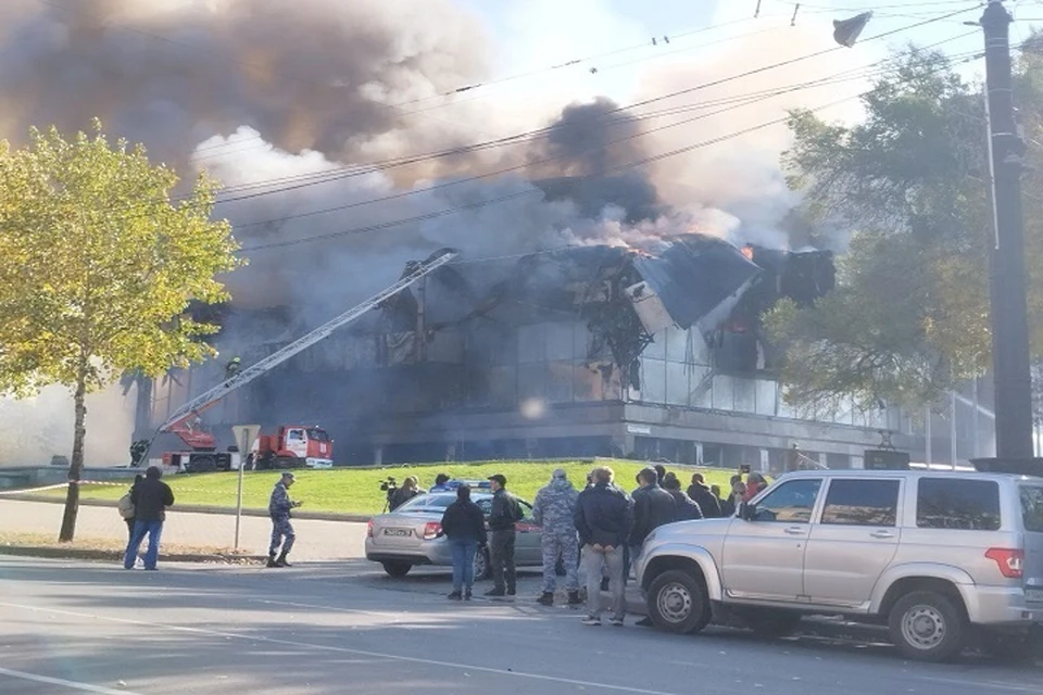 Пожар почти полностью уничтожил здание театра