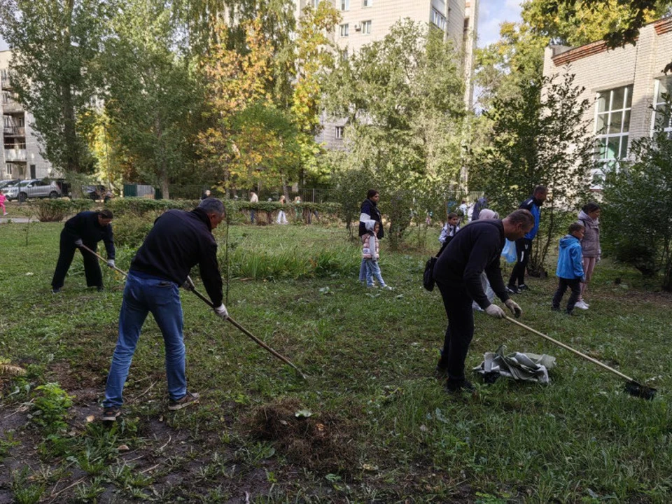 В Ульяновске продолжается осеннее благоустройство улиц и городских пространств. Фото администрация Ульяновска