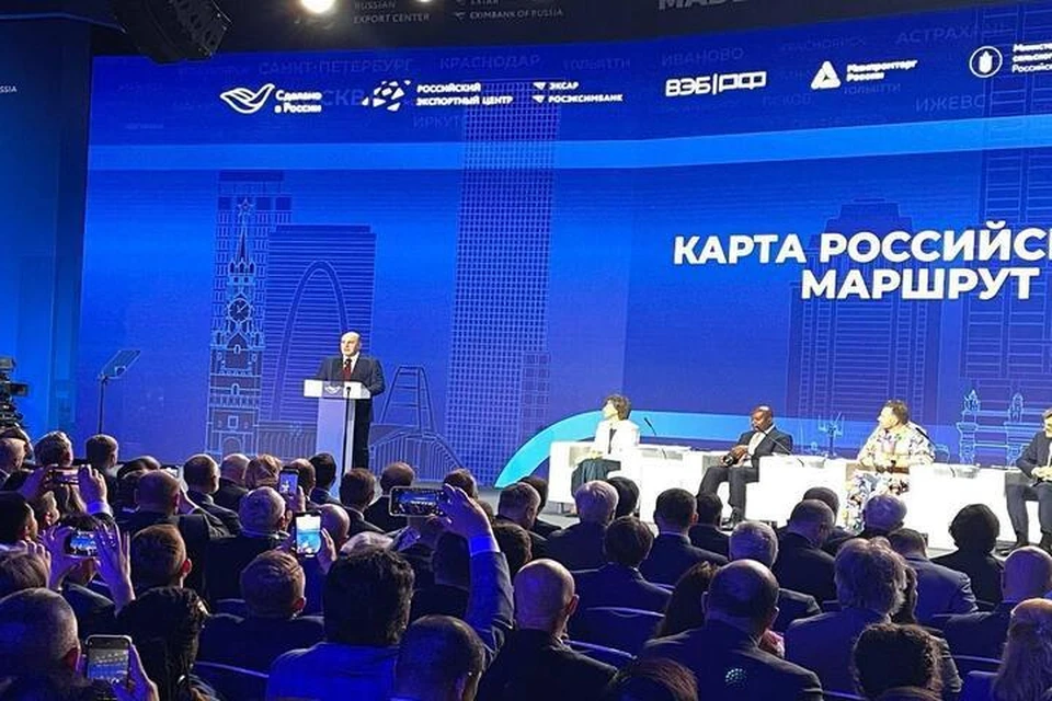 Делегация министерства экономического развития Херсонской области отправилась на международный экспортный форум "Сделано в России". ФОТО: тг-канал Владимира Сальдо