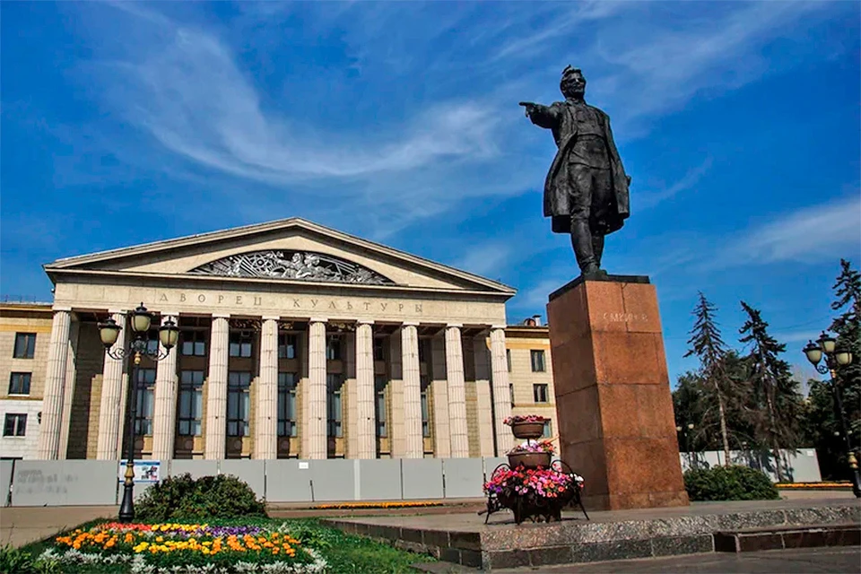 Площадь Кирова — одна из основных достопримечательностей Безымянки