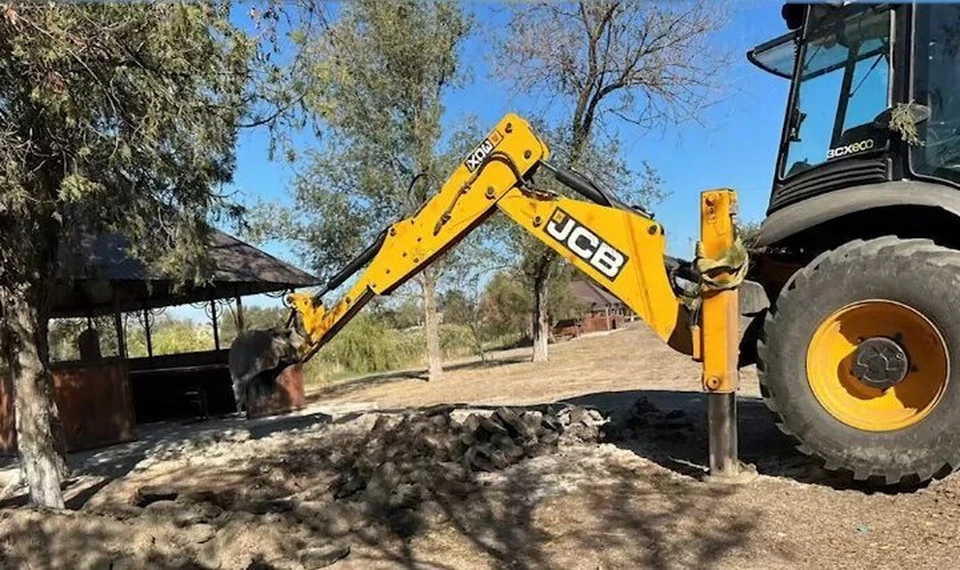 В парках Ивановки и Нижних Серогоз началась реконструкция. Фото: тг-канал Андрея Алексеенко