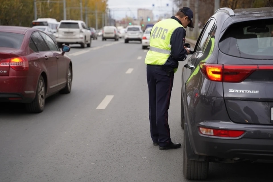 В Смоленске у 32-летнего водителя изъяли поддельные права.