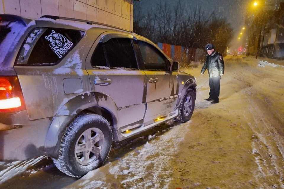 Водитель не заметил ребенка из-за грузовика Фото: УГИБДД по Свердловской области