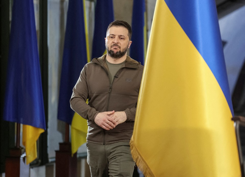 Зеленский умерил аппетиты. Теперь он просит только 30 миллиардов
