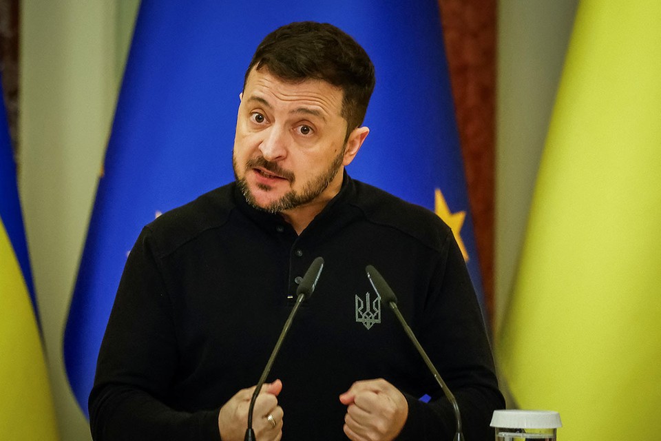 Украина уже написала больше 500 тыс некрологов: Зеленский нагло врет о потерях ВСУ