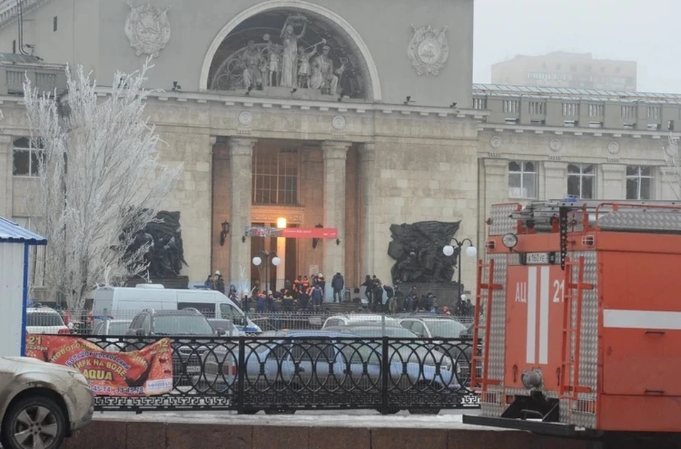 Взрыв 29 декабря на вокзале прогремел в 12.37, когда смертник проходил через турникет.