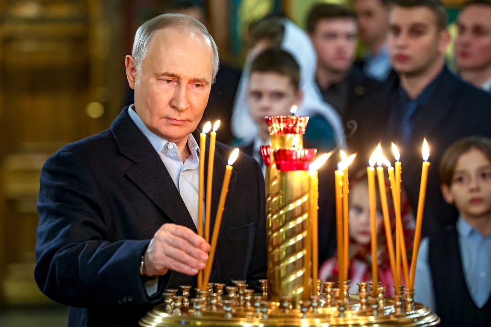 Чем встреча Рождества-2025 у Владимира Путина отличается от прошлых лет: президент посетил храм, построенный в честь победы в Великой Отечественной войне