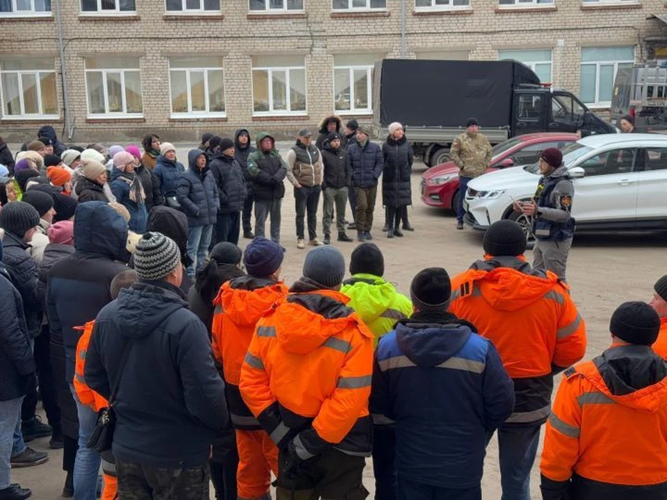 На поиски девочки прибывают добровольцы из других регионов