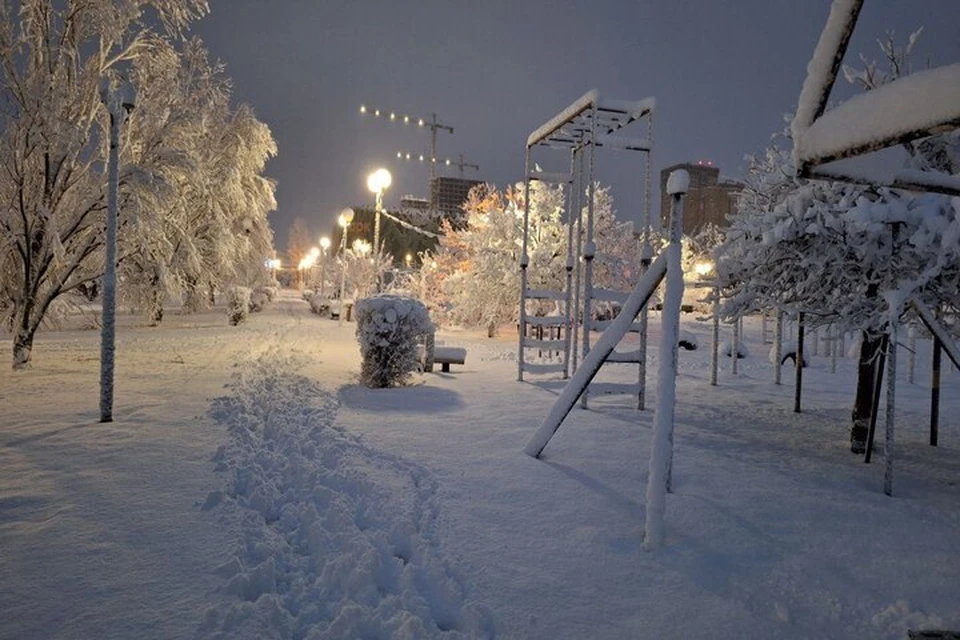 Город засыпало снегом