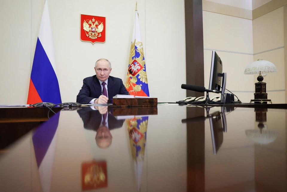 Президент ОАЭ Нахайян передал Путину слова приветствия и пожелал процветания РФ