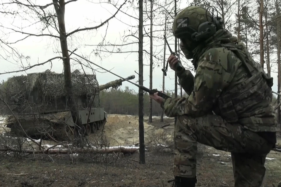 Самоходка поразила пункт управления БПЛА киевских боевиков на правом берегу Днепра. Фото: минобороны РФ