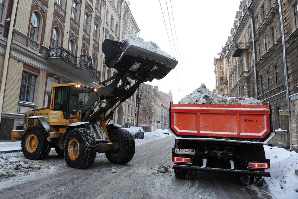 1,5 млн кубометров снега вывезли из Петербурга.