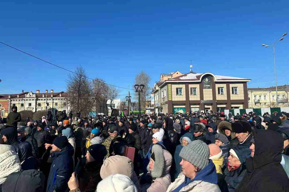 Митинг против дифтарифа на электроэнергию прошел в Иркутске 22 февраля.