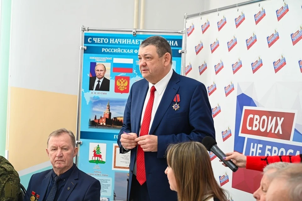 Глава Горловки встретился с участниками Штаба «Своих не бросаем» в городе Елец. Фото: ТГ/Приходько