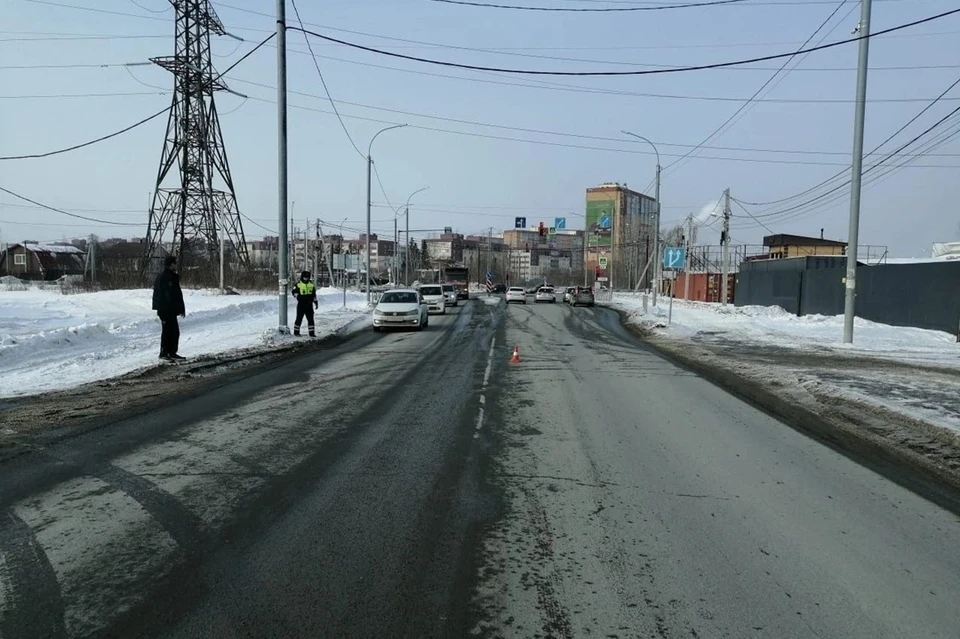 В Новосибирске иномарка сбила 13-летнего мальчика на дороге. Фото: ГАИ по Новосибирску