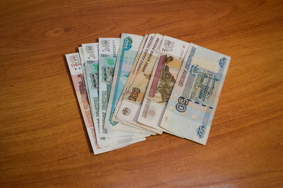 Обсуждается вопрос погашения долгов по зарплате