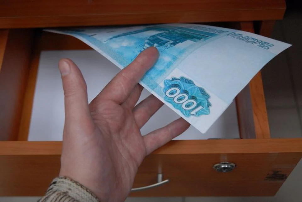 Двух работников электросетевой компании задержали за 5-миллионную взятку в Тульской области
