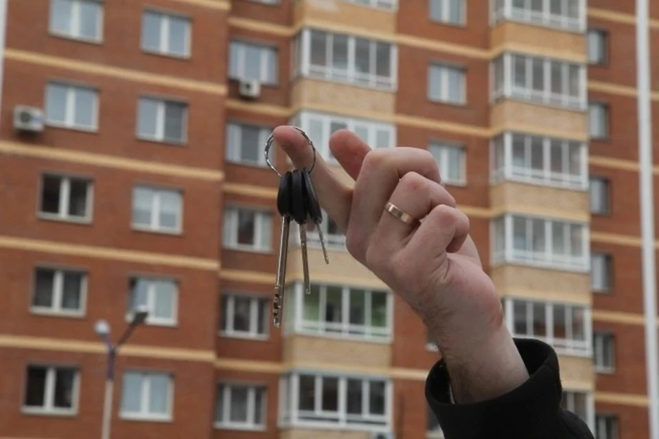 Приставы чуть не отобрали единственное жилье у должника из Кировской области