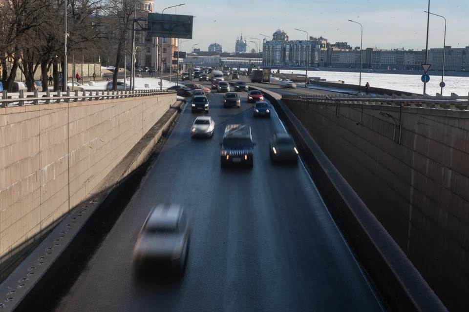 В трех районах Петербурга перекроют автомобильное движение.