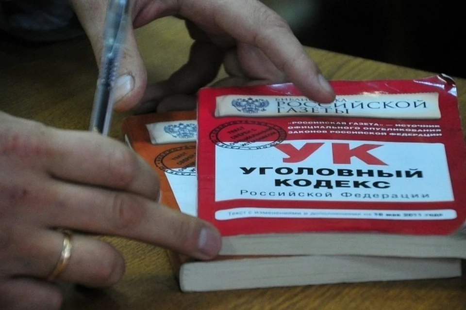 По данным следствия, 16-летний ученик девятого класса встретил свою жертву возле гаражей