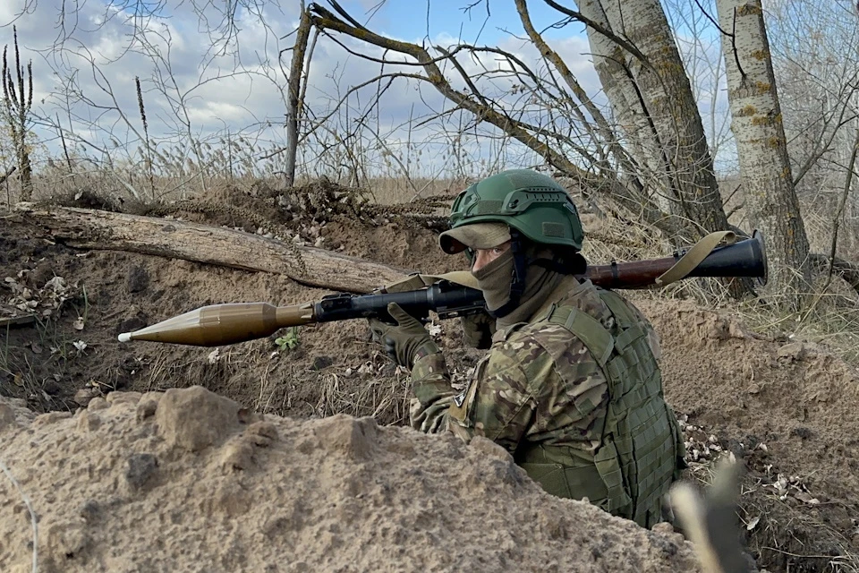 Российские военные надежно защищают свои рубежи