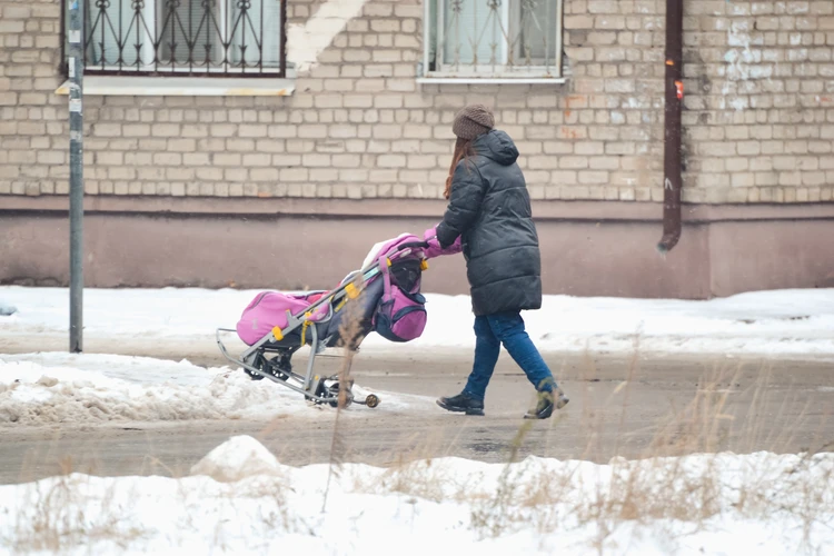 В люльке – младенец и записка: мать бросила сына под калиткой чужого дома в Ингушетии