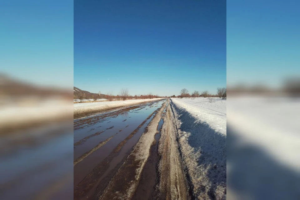 Зимник завершает работу в связи с потеплением. Фото: https://t.me/aoasado