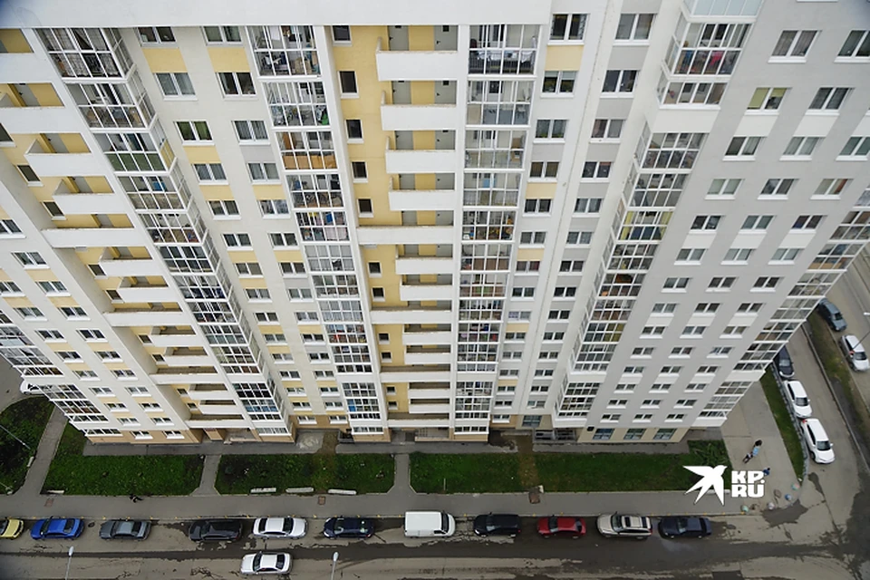 Продажи квартир в новостройках в Екатеринбурге держатся на невысоком уровне