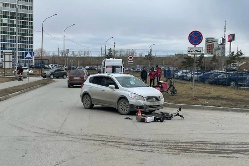 Водители сбили двоих курьеров на разных улицах. Фото: ГАИ по Новосибирску