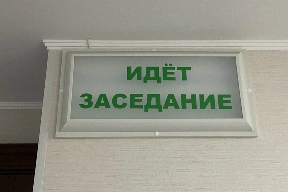 Суды рассматривают около 400 исков