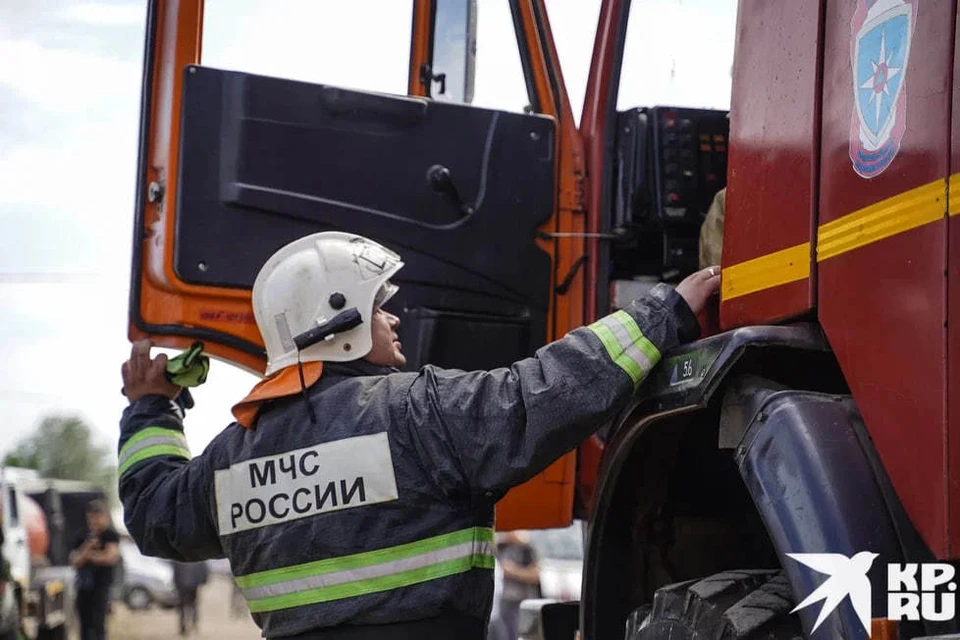 На станции Сырт в Переволоцком районе загорелась обшивка тепловоза