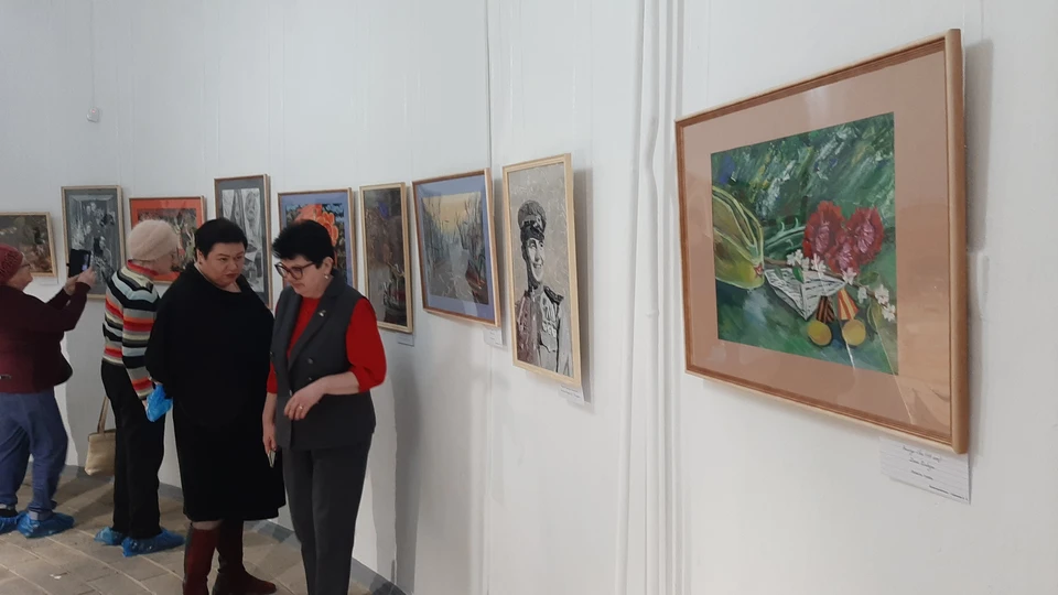 В Богородицке открылись выставки к 80-летию Победы.