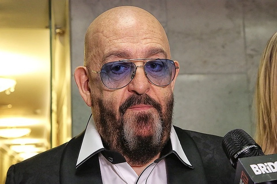 Шуфутинский заявил, что спокойно отнесся к происходящему на похоронах Техника