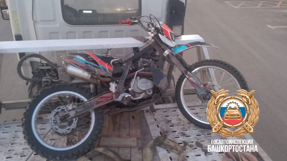 В Уфимском районе подросток за рулем спортбайка совершил столкновение со школьным автобусом.
