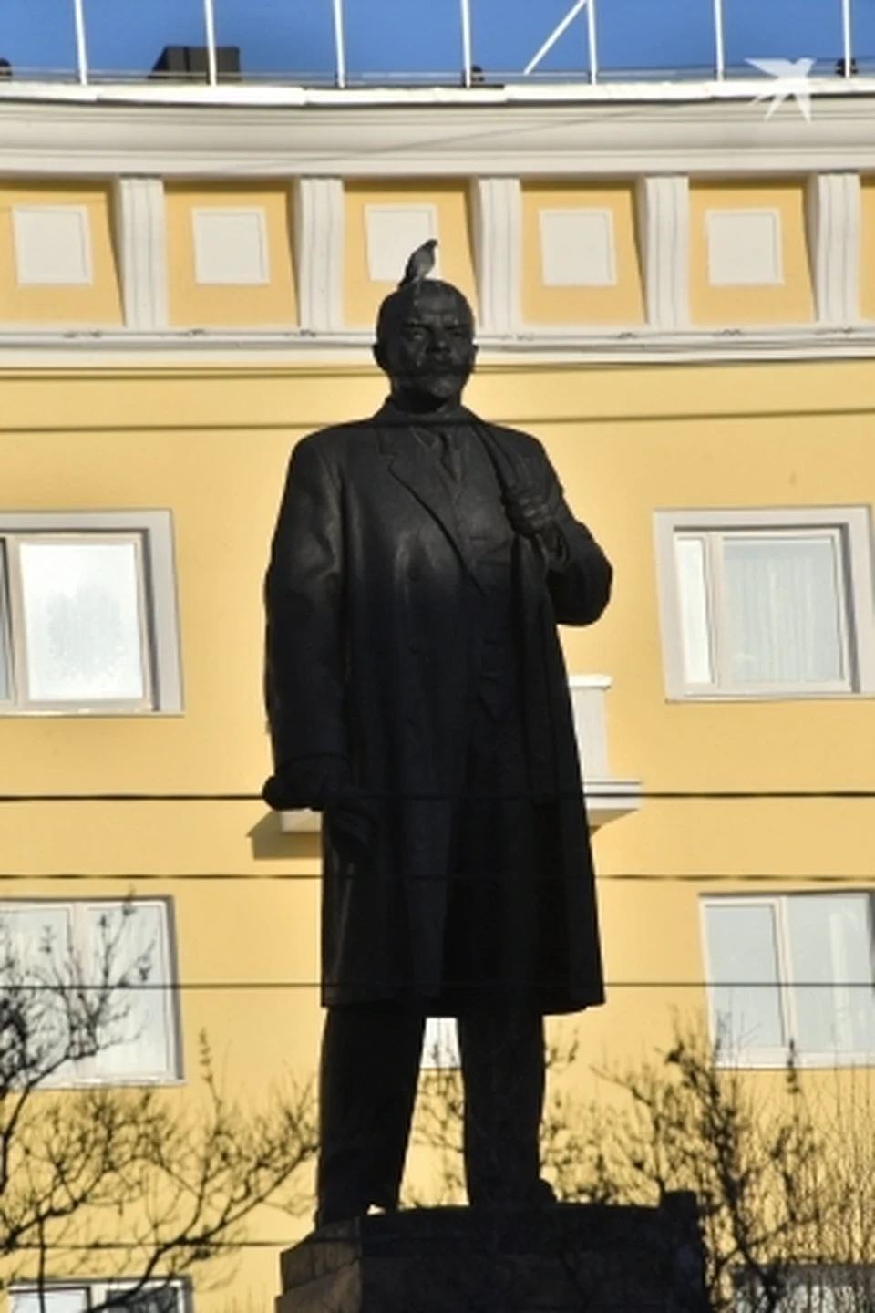 Александр Ивачев призвал власти остановить «войну с памятниками»
