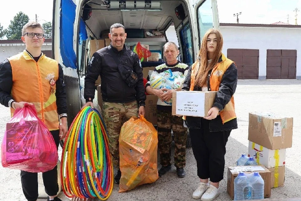 В Геническ отправили гуманитарную помощь из Краснодарского края. ФОТО: Управление внутренней политики Херсонской области
