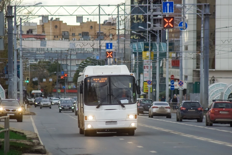 Движение автобусов будет осуществляться без заезда на остановку общественного транспорта «Кладбище Зубчаниновское»