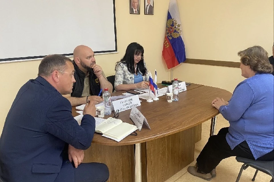 После приема замгубернатора и уполномоченного по правам человека в Аскании-Нова будут решены обращения местных жителей. ФОТО: тг-канал Владимира Сальдо