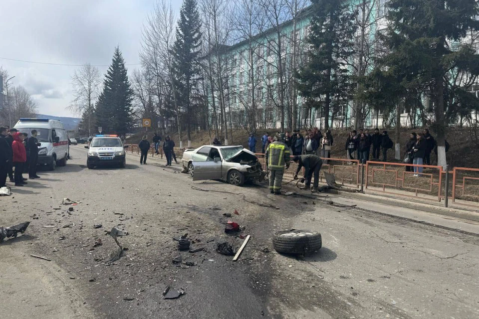 В Бодайбо четыре человека пострадали в массовом ДТП.